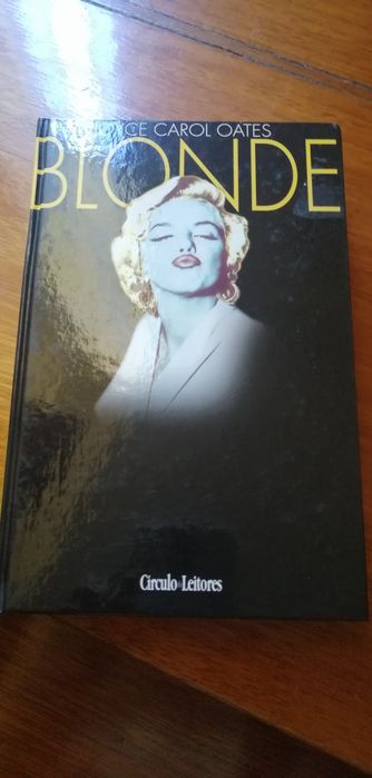 Blonde- Mariiyn Monroe