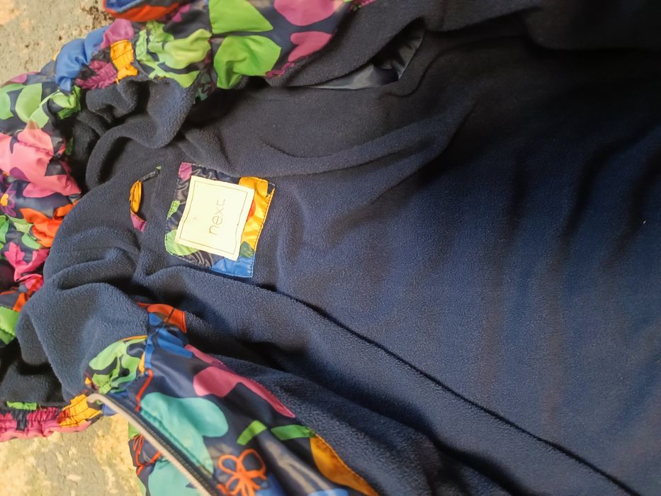 Куртка фірми next на флісі