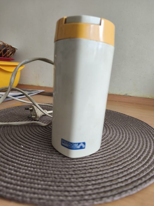 Młynek do kawy Predom Prespol  z okresu PRL -SPRAWNY