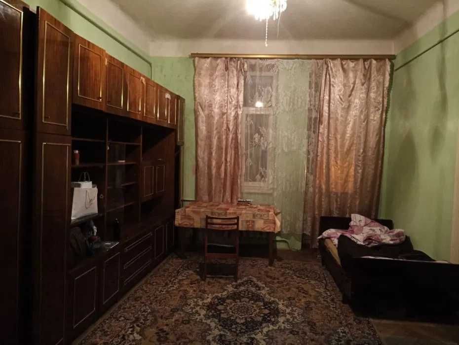 Власник! Підседлення для дівчини в центрі