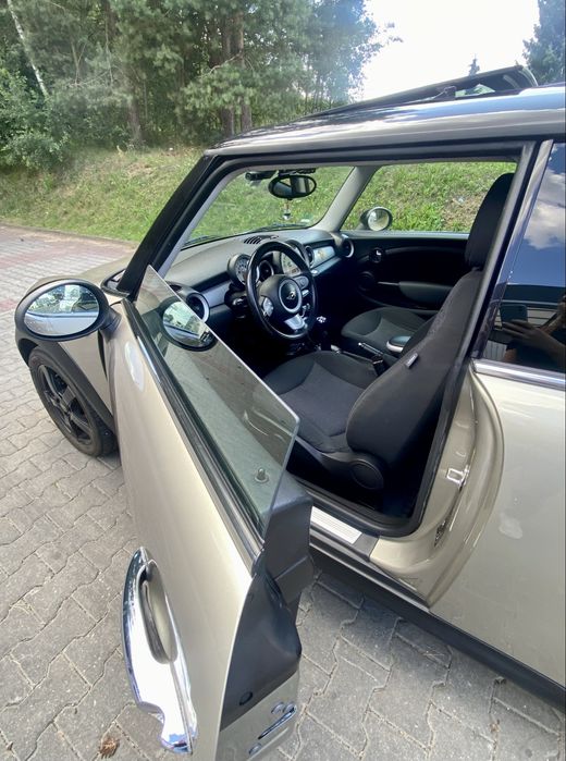 Mini Cooper 1,6 2009