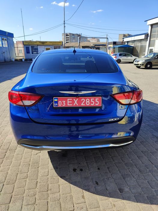 Продам Chrysler 200