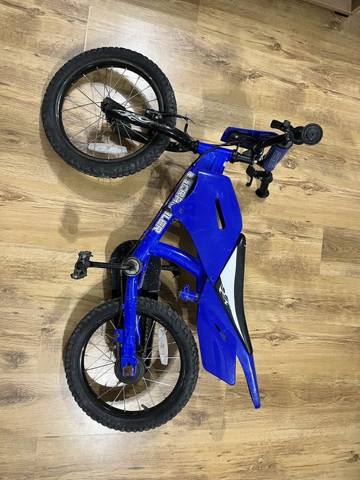 Rower Scrambler Motobike