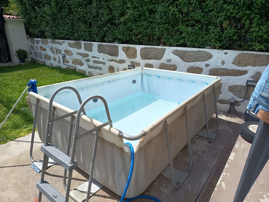 Tenho uma 1 piscina