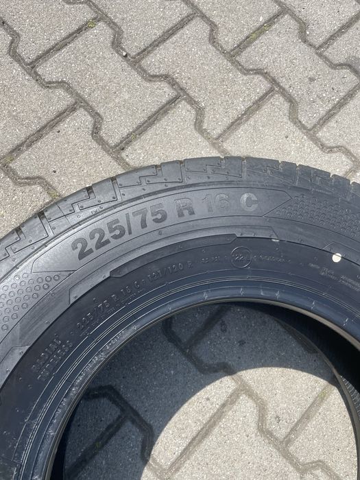 225/75/16C nowe demo opony Continental Van Contact 2024