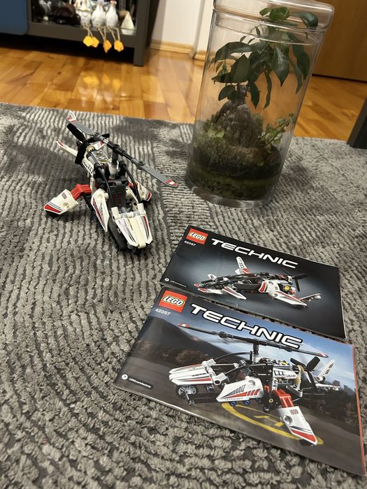 Sprzedam technic Lego ultralekki helikopter