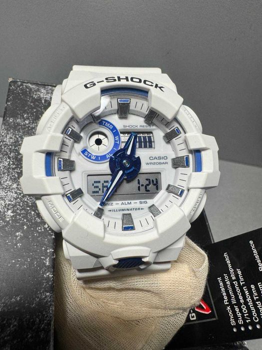 Годинник CASIO G-SHOCK GA-700HDS-7AER Новий!