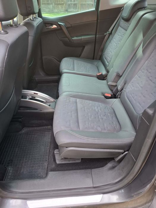 Opel Meriva B 2011r