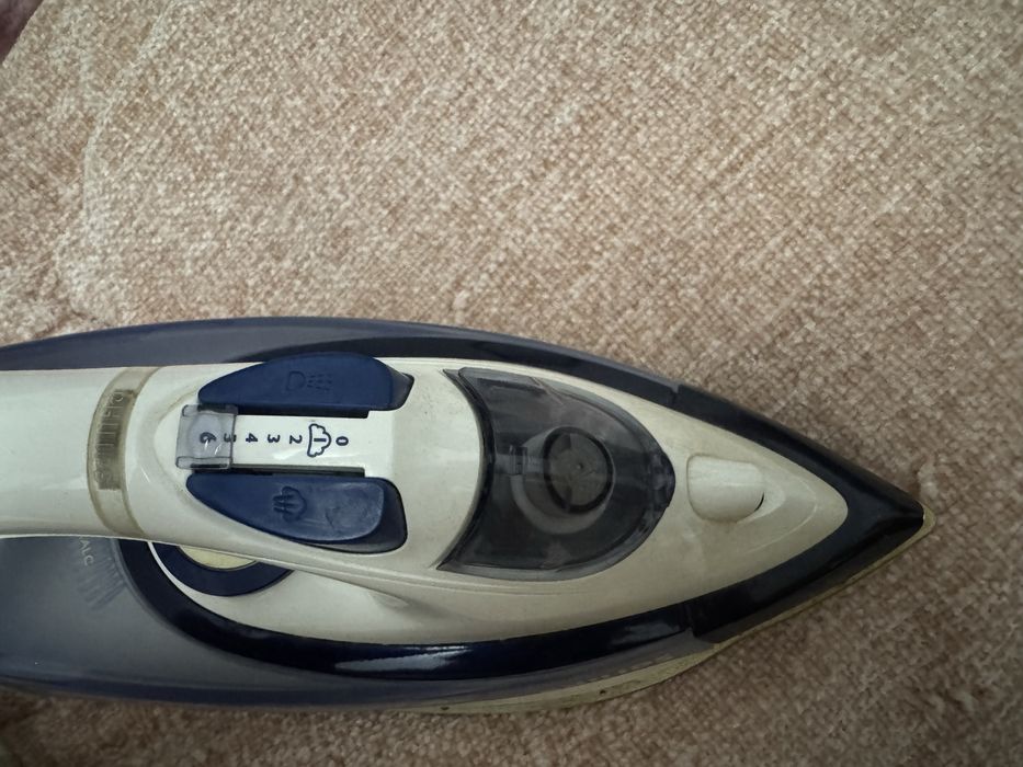 Vendo Ferro de Engomar Phillips