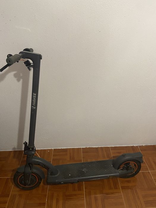 Trotinete eletrica NAVEE N40