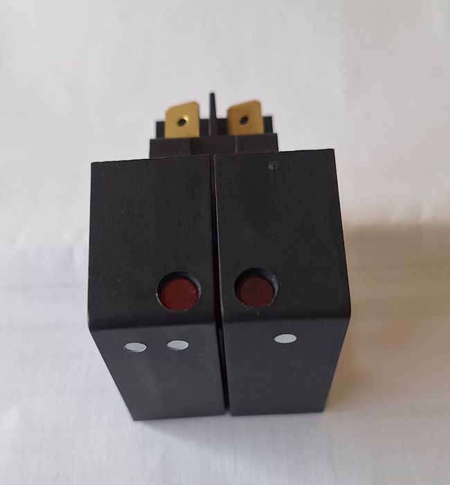 Interruptor duplo445990344852787200