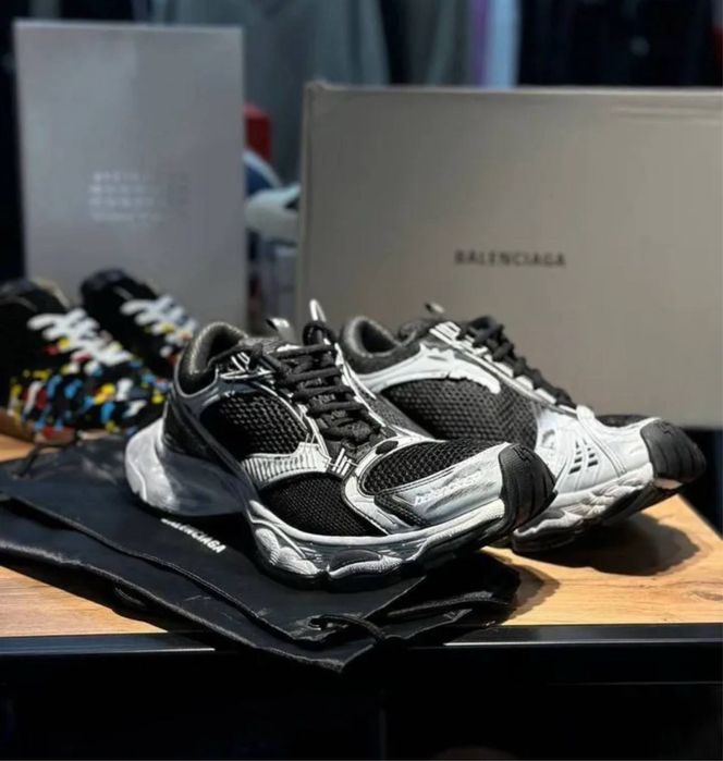 Balenciaga stapler