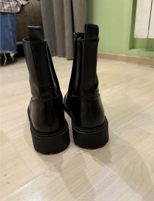 Дитячі чобітки ZARA