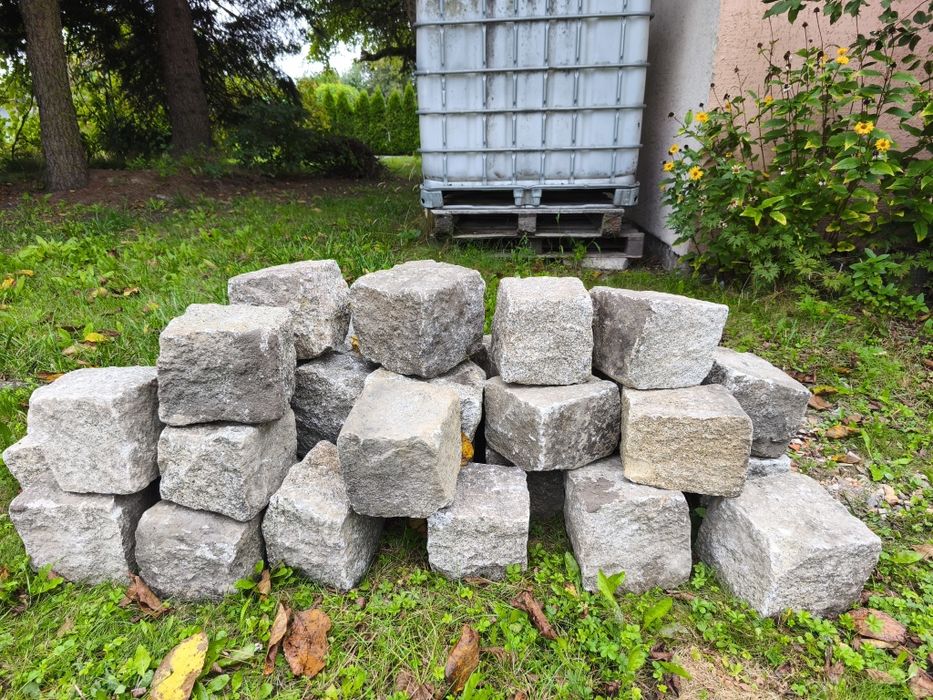 Kostka granitowa