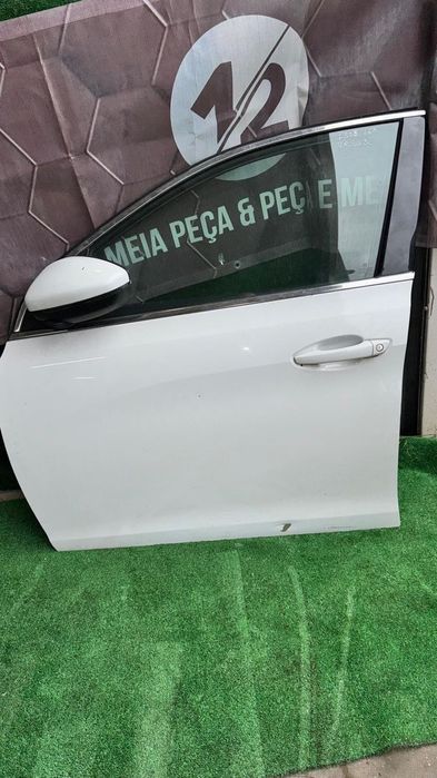 Porta frente esquerda Peugeot 308 de 2017