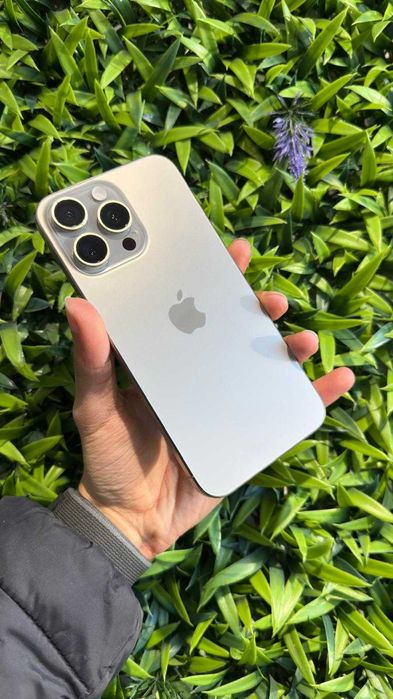 Apple iPhone 15 Pro Max 256GB Titânio Natural - Loja Ovar