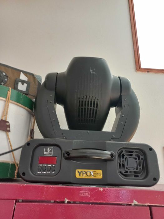 Ypoc Basic 250 – moving head