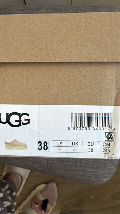 UGG  tazz slipper