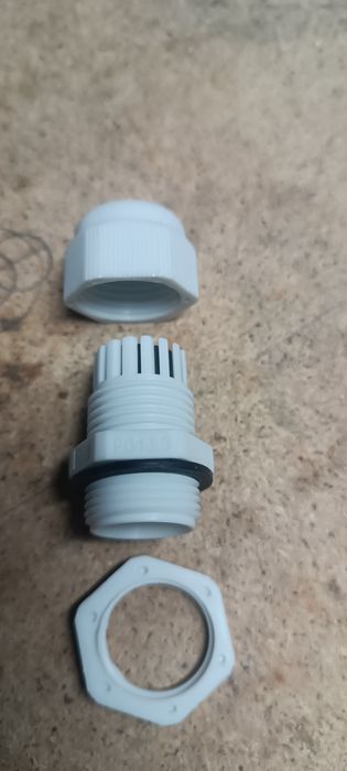 Щит силовий для об'єднання акумуляторів