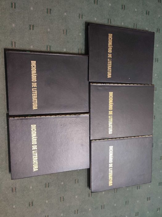 Dicionário de Literatura - Direção de Jacinto do Prado Coelho - 5 Vols