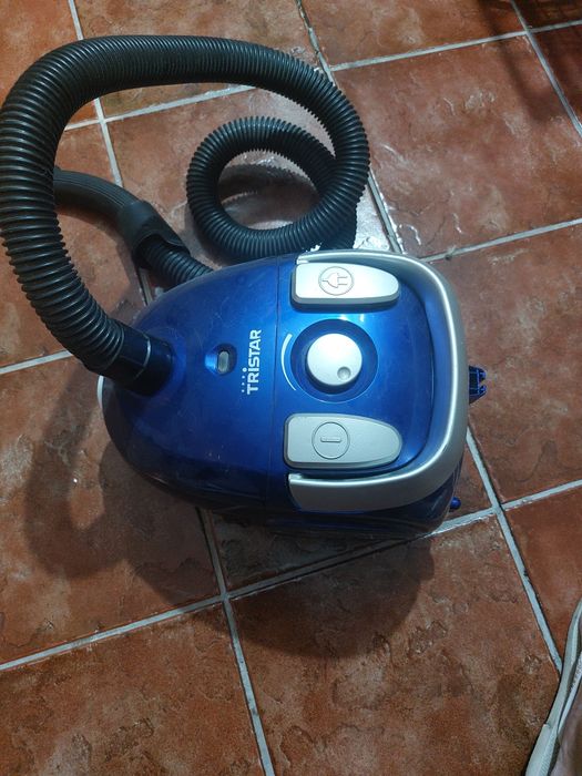Aspirador de Pó Tristar 900W – Potente e Prático!
