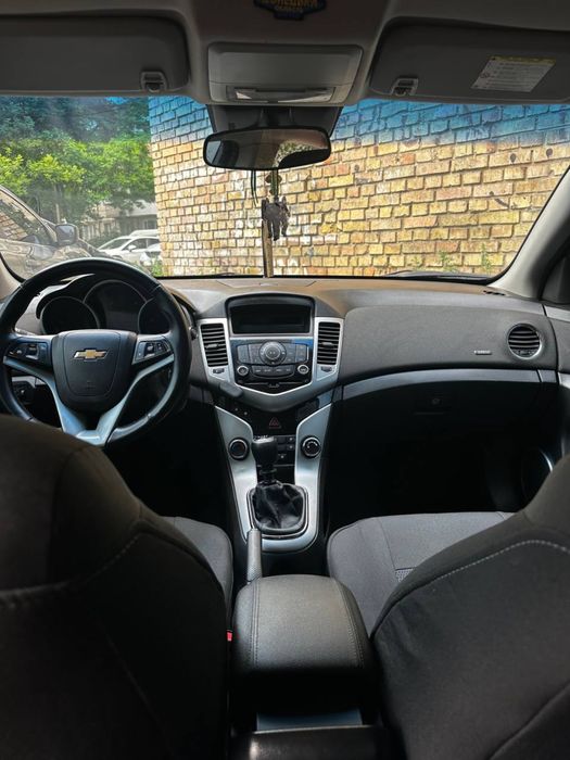 Chevrolet cruze 1,6 2011