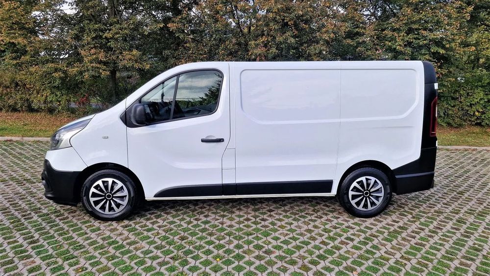 Renault Trafic  1.6 120 KM Faktura Vat 23% Model 2016 Rok