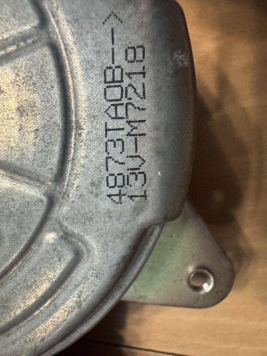 вентилятора охолодження радіатора Nissan Rouge 4873TA0B