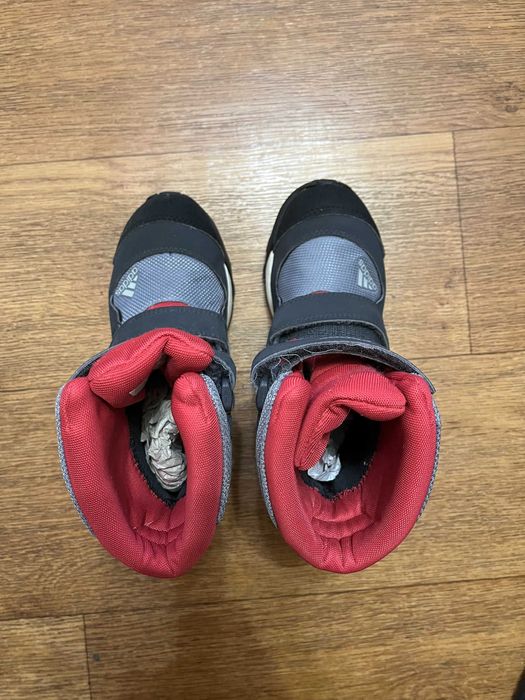 Зимние термо сапоги ботинки Adidas ClimaProof для девочки. 32 размер