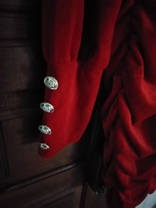 Vestido de cerimonia tom vermelho tam S/M novo com etiqueta só 25€