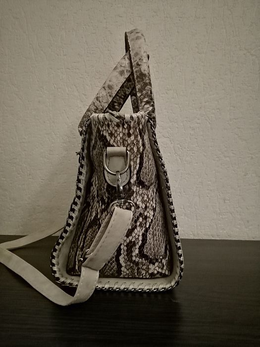 Сумочка дамская.