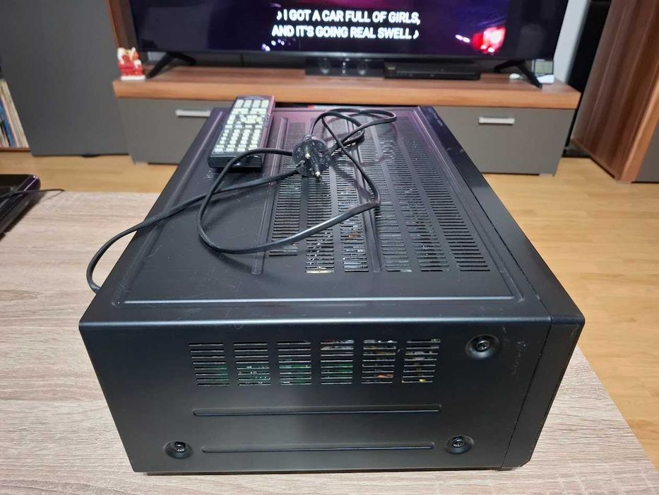 Amplituner Pioneer VSX-528