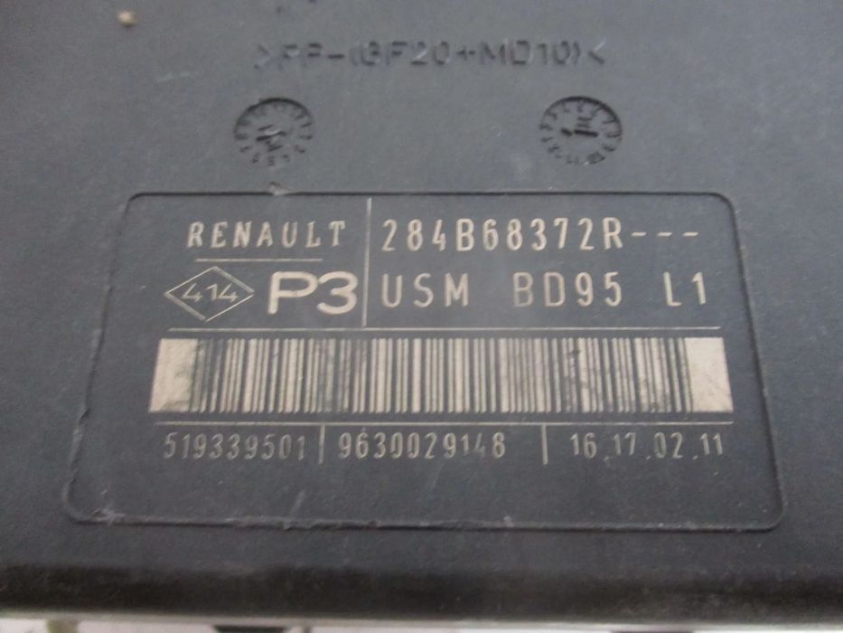 Modulo caixa de fusiveis Renault Megane III 2011