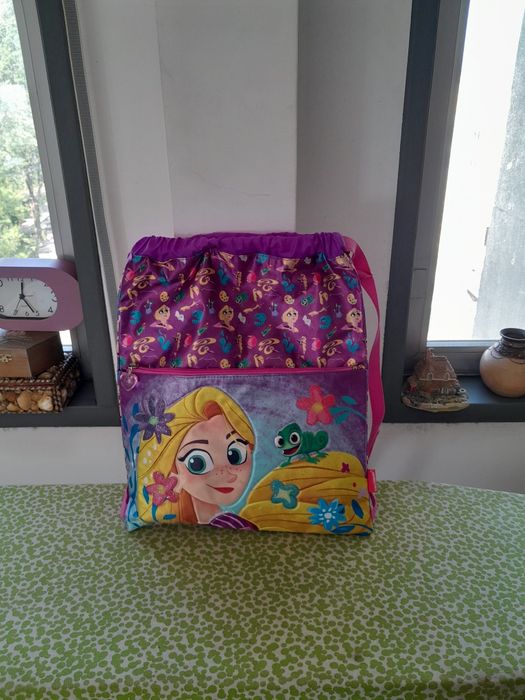 Vendo Mochila de Criança muito bonita como nova