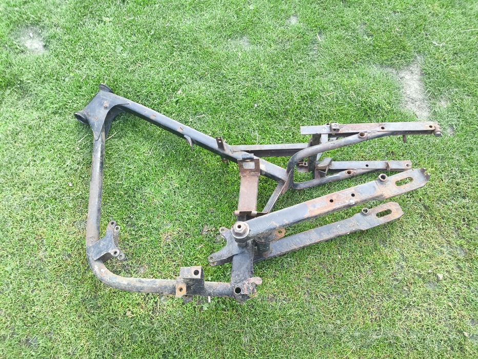 Rama wsk bąk 125