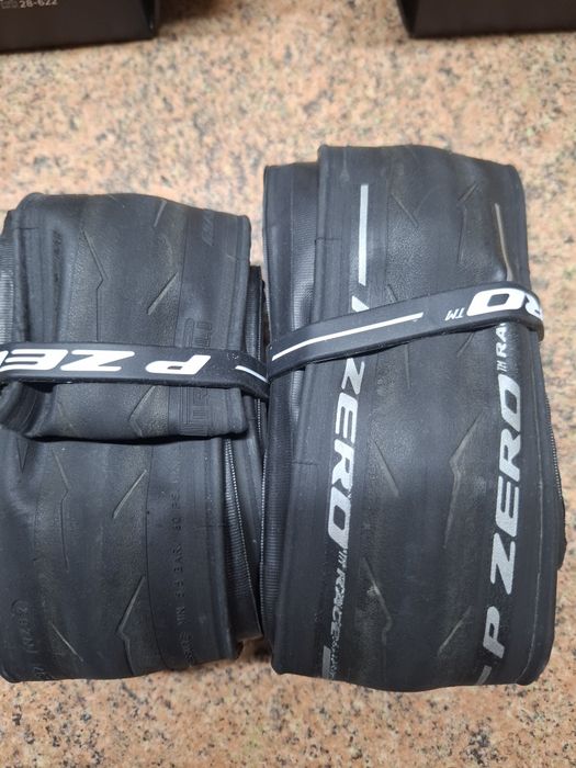 Opony szosowe Pirelli P0 race, szerokość 26c