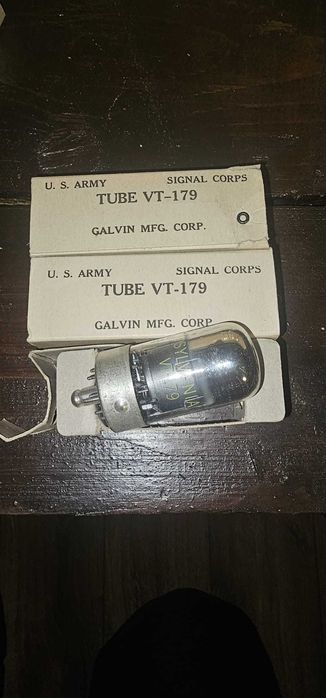 Lampa do radiostacji amerykańskich nowa