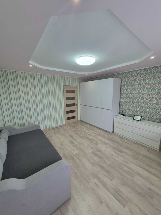 Продам 3-х кім квартиру 62м2 з інд.опаленням, ремонт, меблі, техніка.