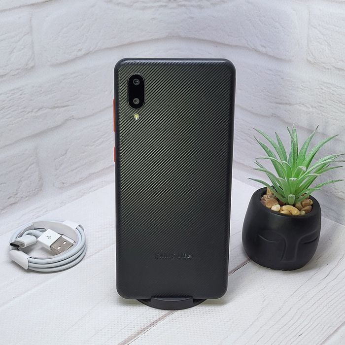 Продам телефон Samsung A02 2/32Gb в робочому стані