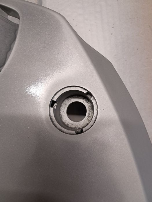 Audi A4 B6, tampa do motor