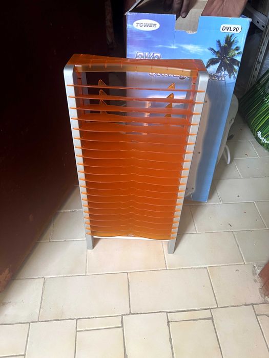 Suporte de DVD´s  NOVO