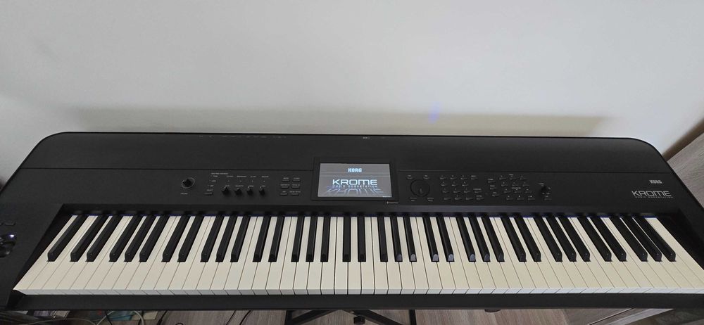 KORG KROME 88 Stacja robocza, stan dobry