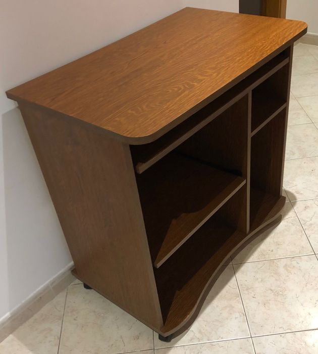 Mesa para Computador em madeira