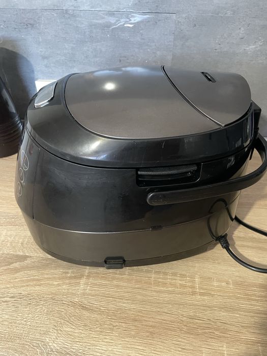 Мультиварка Philips HD4749