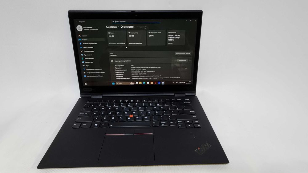 Lenovo ThinkPad X1 Yoga 3rd Gen i7-8550U 13.9" 8GB  256GB Touch