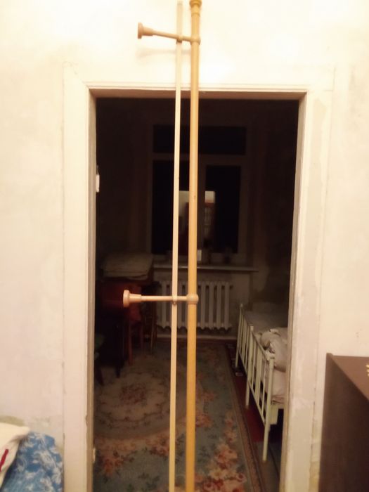 Продам карнизы   разные