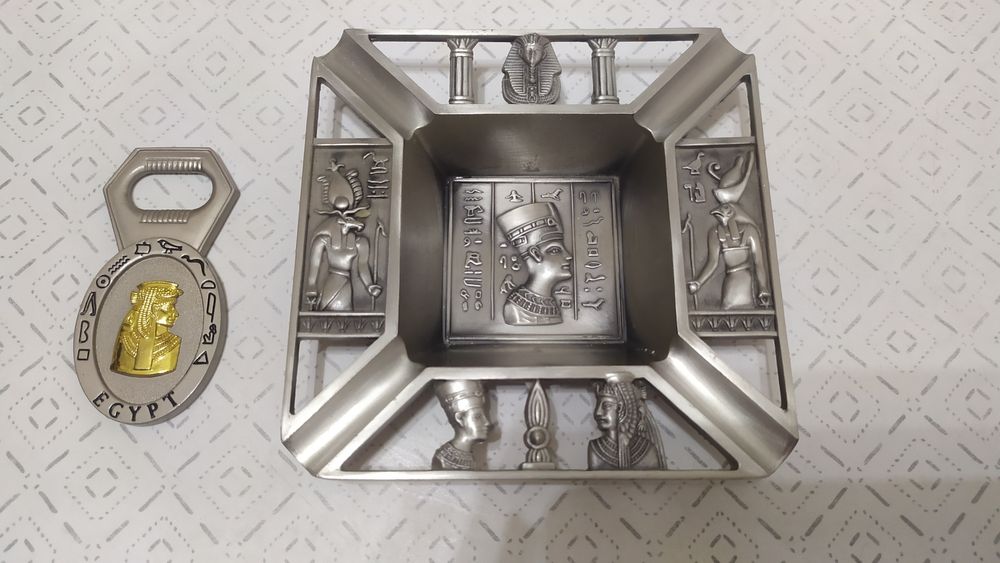 Пепельница, открывалка для бутылок, Египет