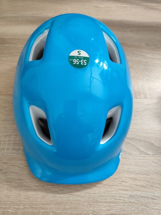 Kask rowerowy, hulajnoga, rolki