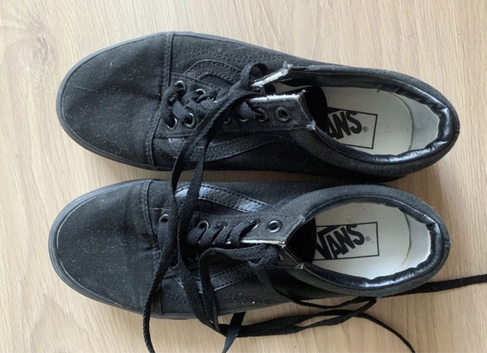 Czarne trampki vans old school