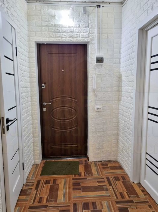 1 кімн кв-ра 33м2 з частковим ремонтом в 9ти поверхівці вул Соборності